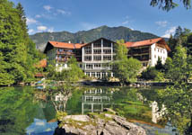 Hotel am Badersee****