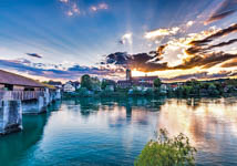 Wohnmobilstellplatz am Rheinufer