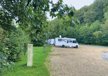 Wohnmobilstellplatz an der Weiherhalle